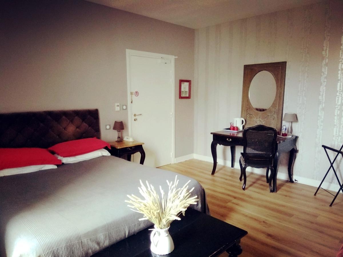 Hotel La Villa Saint-Pierre-dʼIrube Zewnętrze zdjęcie