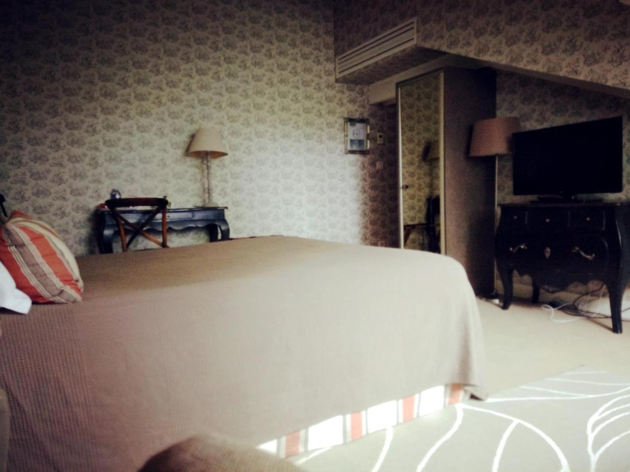 Hotel La Villa Saint-Pierre-dʼIrube Zewnętrze zdjęcie